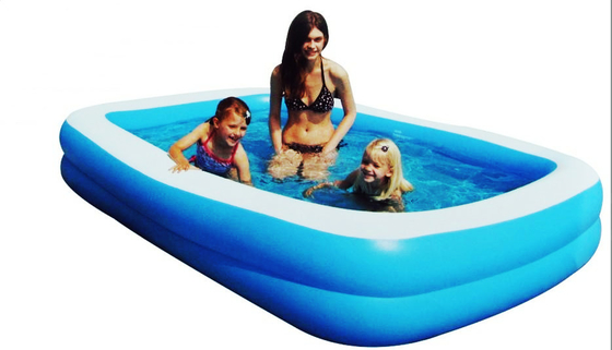 Piscines gonflables carrées bleues pour 3 l'épaisseur de la personne 0.3mm